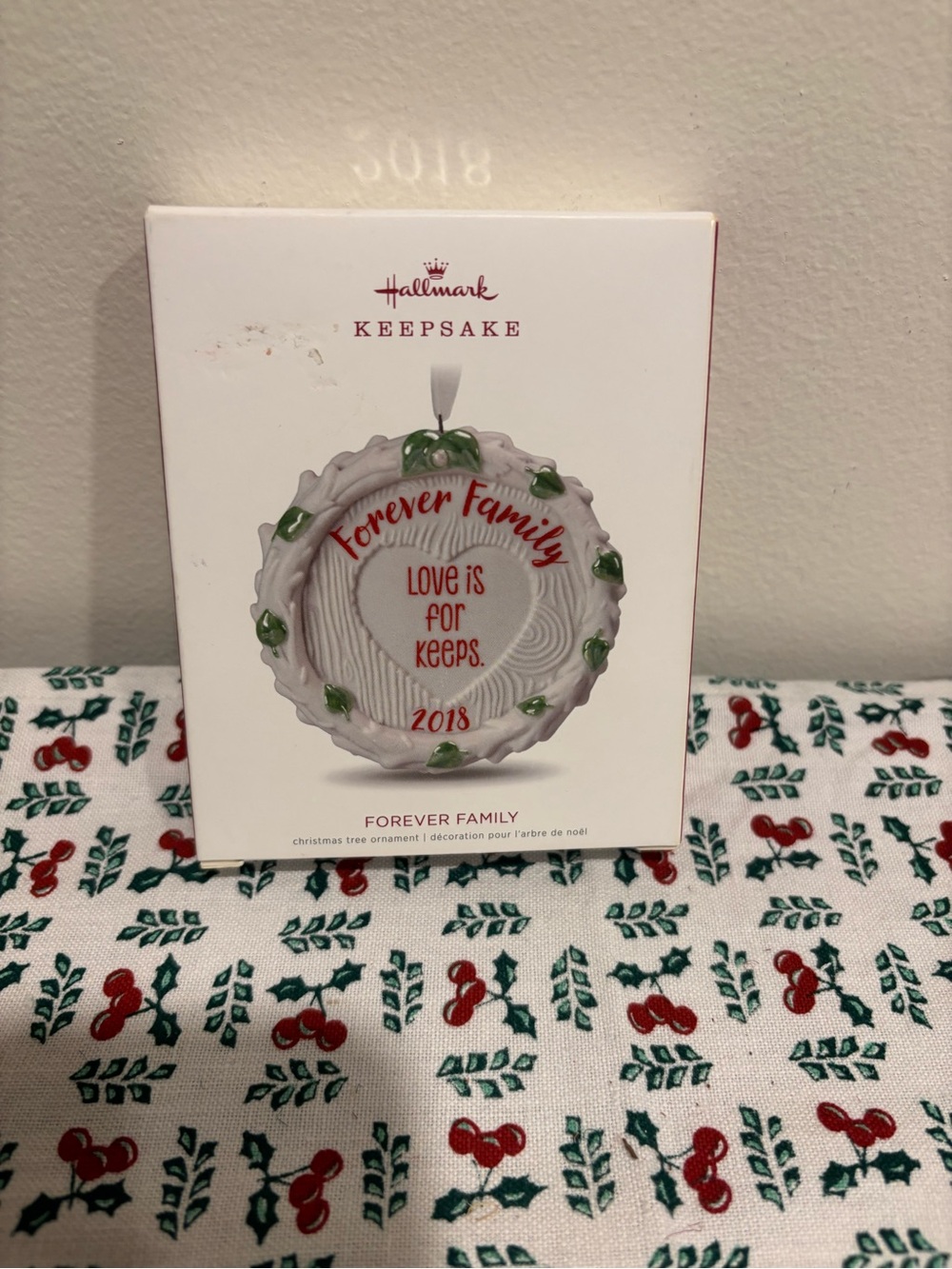 Hallmark Keepsake Forever Family Ornament - White & Green with Red Lettering - Picture 2 of 4
